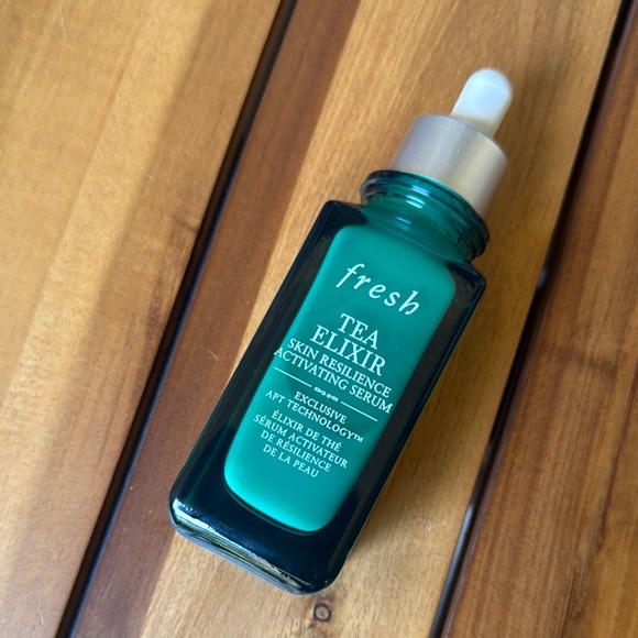 Fresh Tea Elixir Skin Resilience Activating Serum - Green